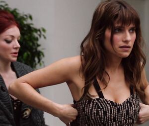 Margarita Levieva, Lake Bell - How to Make It in America s02e01-02 (2011)