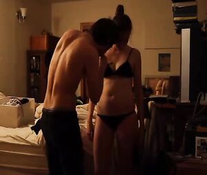 Kate Lyn Sheil, Sophia Takal - The Zone (2012)