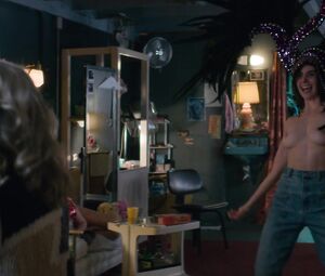 Alison Brie nude - Glow s03e03 (2019)