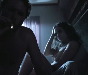 Leslie Lluvet nude - Ice s01e02 (2019)