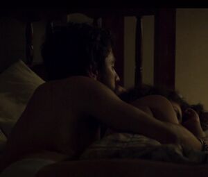 Paloma Bernardi, Alli Willow nude - O Escolhido s01e04-05 (2019)