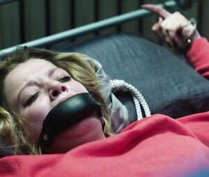 Jella Haase nude - Kidnapping Stella (2019)