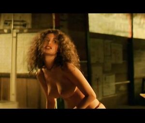 Naked Angie Cepeda - Pantaleon y las visitadoras (2000)