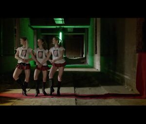 Naked Antje Moenning & Marina Anna Eich & Carolina Hoffmann - Illusion (2013)