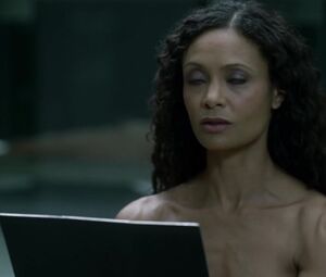 Naked Thandie Newton - Westworld S01E06 (2016)