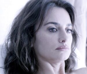 Naked Penelope Cruz - Ma Ma (2015)