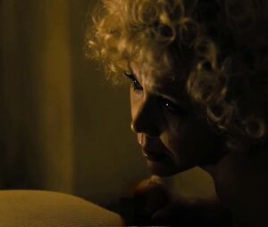 Naked Maggie Gyllenhaal - The Deuce s01e04 (2017)