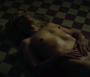 Full Frontal Video | Marina Fois - Irreprochable (2016)