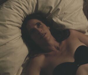 Sex video Jamie Chung, Michaela Watkins nude - Casual S03E05 (2017)