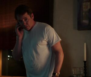 Sex video Gia Crovatin naked - Dirty Weekend (2015)