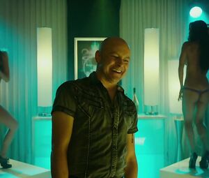 Bianca Haase naked, Christine Bently naked – Sexy Tub Time Machine 2 (2015)