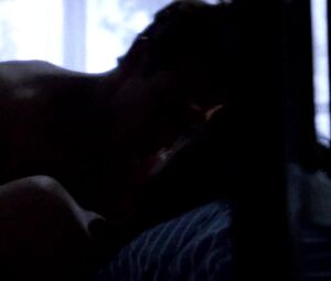 Linda Fiorentino naked - The Last Seduction (1994)