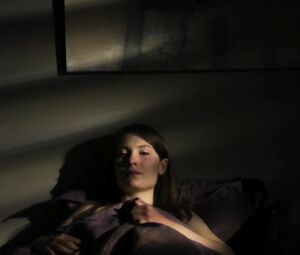 Elise Lhomeau nude - Ouverture eclair (2012)