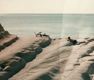 Monica Bellucci nude (Malena UNCUT Scene)