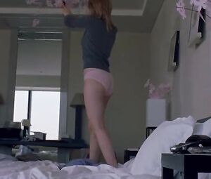 Naked Scarlett Johansson Sexy - Lost In Translation (2003)