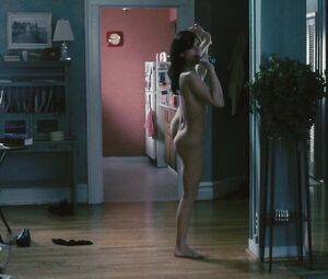 Nude Leah Cairns - 88 Minutes (2007)