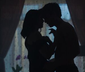 Nude Lili Reinhart β Riverdale s01e13 (2017)