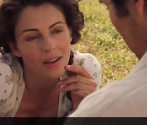 Nude Scene Celebrity Actress Elizabeth Hurley Hot Sex Action in Movie