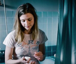 Nude Christiane Paul, Svenja Jung - Zeit der Geheimnisse s01e02-03 (2019)