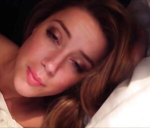Hot Amber Heard made a video of herself in the nude before sleep that was leaked