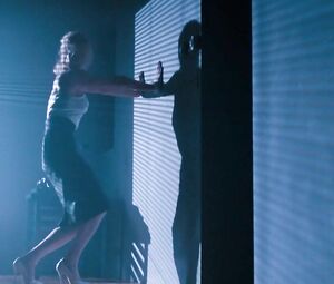 Perverted man penetrates sexy actress on metallic stairs in Nine 1/2 Weeks (1986)