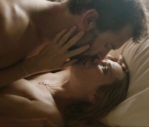 Mirage s01e05 (2020) - Very hot Marie-Josee Croze scene