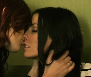 Taylor Cole nude, Rumer Willis sexy – The Ganzfeld Haunting (2014)