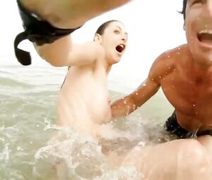 Julie Dray Nude - Base (2017)