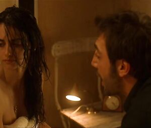 Penélope Cruz Sexy - Vicky Cristina Barcelona (2008)