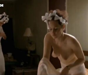 Adelaide Leroux Nude - Cigarettes et bas nylon (2010)