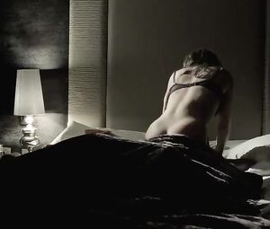 Juliet Aubrey Nude - Hunted s01e07 (2012)