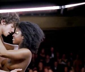 Kim van Kooten, Leona Philippo Nude - Phileine zegt sorry (2003)