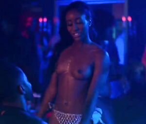 Nikki Vanderdyz Nude - Insecure s01e08 (US 2016)