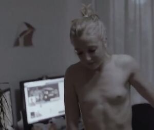 Maude Benjamin Nude - Cassandre (2015)