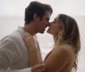 Rachel Keller Nude - Legion s02e01 (2018)