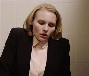 Lobbyistin - Masturbation Scene Girls in the toilet