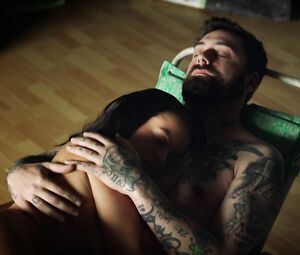 Michelle Barthel nude - Eine Braut kommt selten allein (2017)