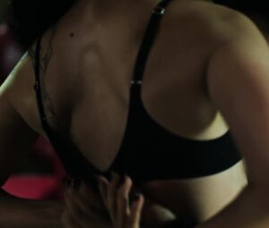 Tamara Mazarraza nude - Ingobernable s01e02 (2017)