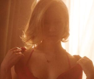 Lauren Cohan nude - Whiskey Cavalier s01e01 (2019)