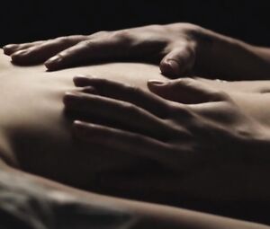 Theresa Hedelund, Sofie Torp nude - Bokser (2017)