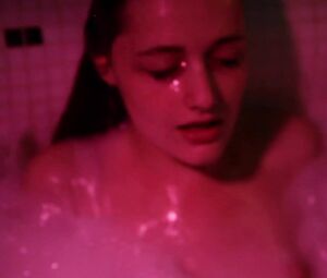 Colomba Giovanni nude - E-A (2018)